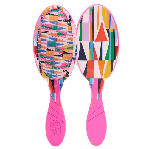 WetBrush Pro Artful Ace Detangler On Target