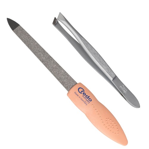 Credo Deluxe Manicure and Eyebrow Kit